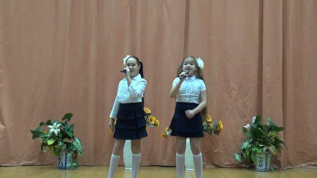 Шоу-группа "Весёлые нотки"- Светит солнышко для всех смотреть онлайн