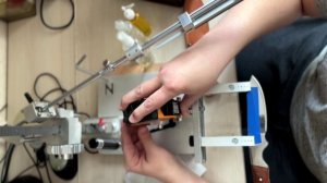 Выставление угла заточки с помощью говорящего угломера-рулетки на заточном устройстве Zag Max Plus
