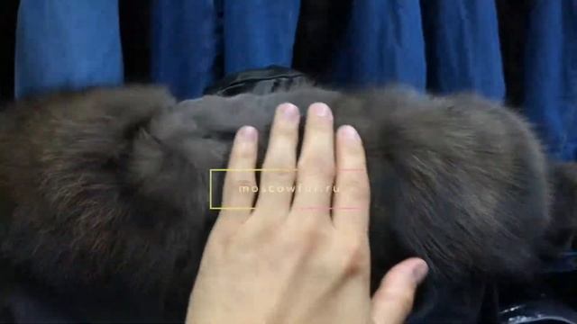 Парка с мехом песца, темно-серого цвета смотреть онлайн