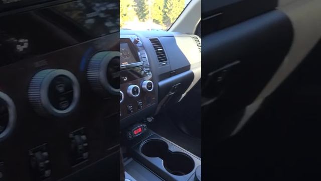 Toyota Tundra Crewmax Platinum 5.7i - V8 Interior смотреть онлайн