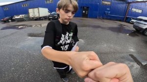 ГЕЙМ ОФ СКУТ на ТРОИХ//ЖЕСТКО УПАЛ//ИГРА В САМОКАТ