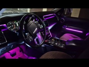 Range Rover Vogue - установили подсветку салона, управление через приложение, множество цветов