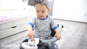 Дети и машина Маргарита учится водить машину/Children and a car Margarita is learning to drive a ca