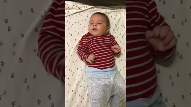 новорожденный мальчик  агу  ..  агу .. агу ♥️ LUKA funny baby