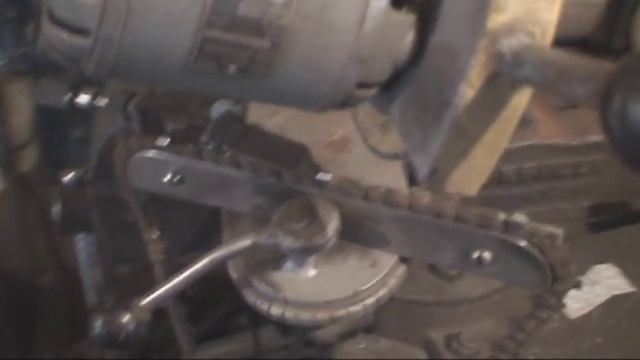 Самодельный станок для заточки пильных цепей. смотреть онлайн