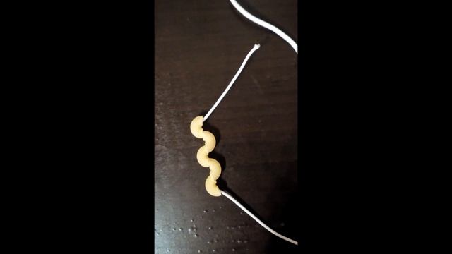 Делаем браслет из макарон.Идеи для украшений своими руками. смотреть онлайн