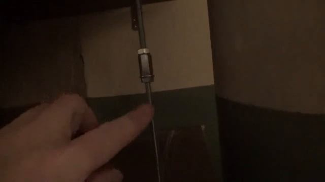 Полка с креплением на шпильке.