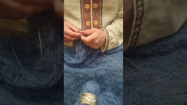 ПАЛАНТИНОМАНИЯ. МУЖЧИНА ВЯЖЕТ ПАЛАНТИН.