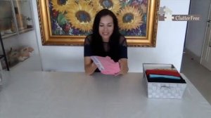 Как компактно сложить футболку