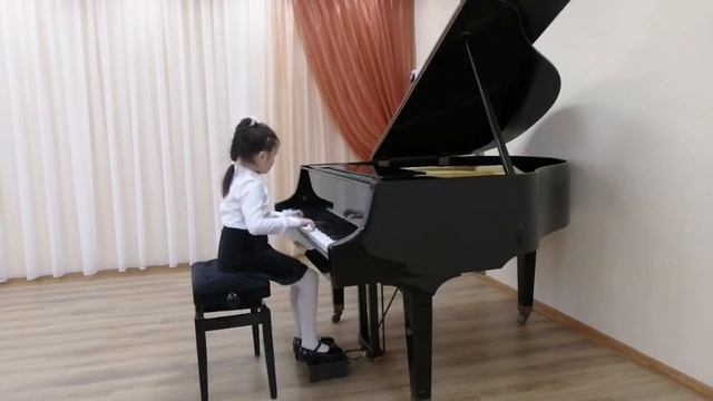 Берсагурова Дарина, МБУ ДО ДШИ "Камертон" г.Кинель, фортепиано, младшая группа В. Ребиков Крестьяни смотреть онлайн