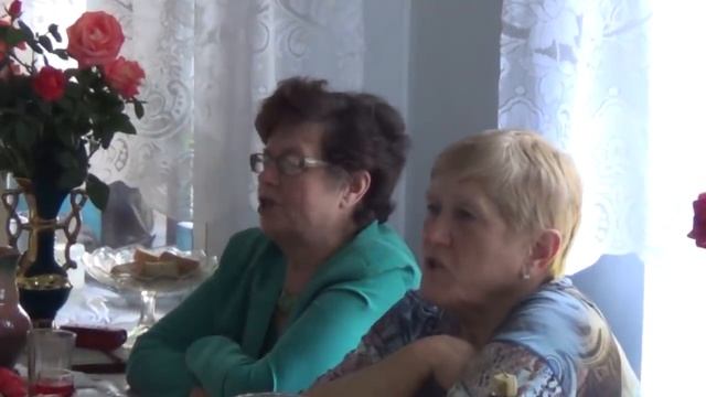 БОЖЕ! КАК БАБУШКИ КРАСИВО ПОЮТ! Аж мурашки по коже! Почему же ты замужем? смотреть онлайн