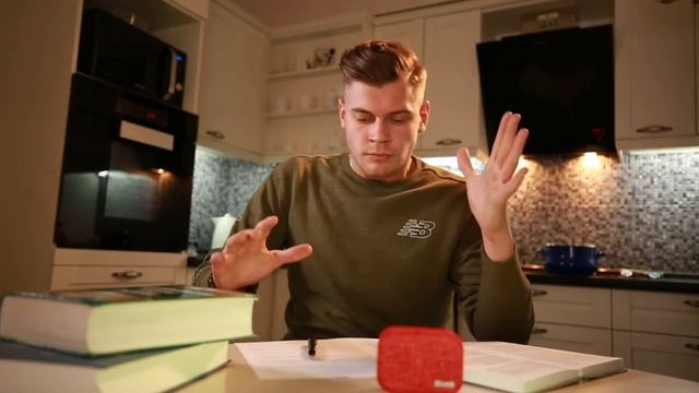 IBOMB HERO смотреть онлайн