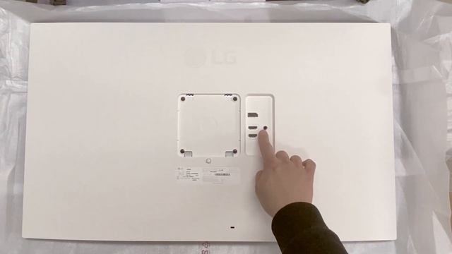LG 4K 32인치 UHD 모니터 [ 언박싱 , 조립 , 2주일 간의 간단 사용후기 ] 32UN550 모델 내돈내산