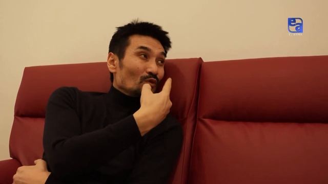 Театртанушы, театр сыншысы Мирас Әбіл. «Шеберлік дәріс» смотреть онлайн