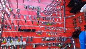 Торговое оборудование для магазина.Манекены #люблиноопт#торговоеоборудованиемосква