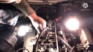 Рассухариватель клапанов и замена маслосъемных колпачков на 1G FE.