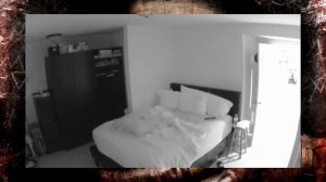 #15 Снятое на камеру  Женщина в спальне