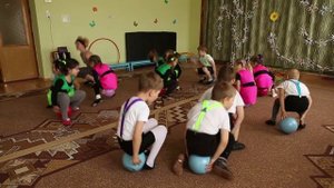 "Игровая гимнастика для детей от 5 до 6 лет. Playing gymnastics for children from 5 to 6 years"