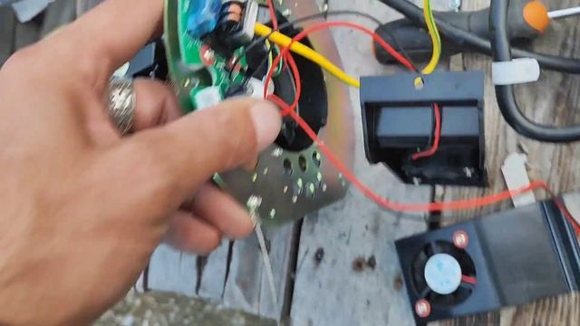 Камера уличного наблюдения - ( Не исправное списанная. ) разборка на детали драгметаллы смотреть онлайн