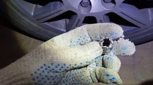 Как открутить секретки с защитным кольцом?