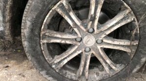 Geely MK Cross тест драйв по грунтовке