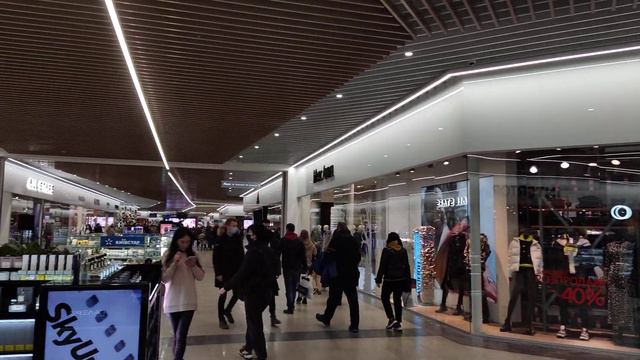 Обновлённый ТРЦ Караван 2021 смотреть онлайн