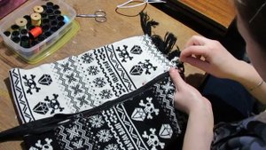 DIY из шарфа. КАК ИЗ ШАРФА СДЕЛАТЬ ЖИЛЕТ.