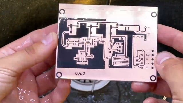 Изготовление платы в 2022 году. Ламинатор, сплав Розе, паяльная паста, пайка PCB. смотреть онлайн