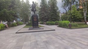 скользим в сквере