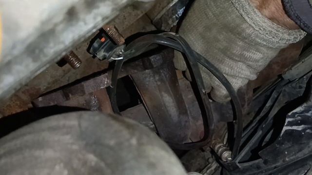 как снять выхлопной коллектор Опель Зафира А 1.8 смотреть онлайн