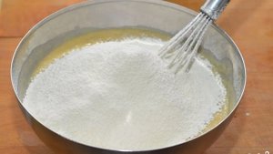 Вкусный кекс с изюмом