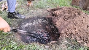 Баранья ножка запеченная в яме.