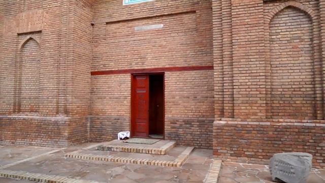 «Қазақстанға саяхат!» №28: Айша бибі кесенесі, Қарахан кесенесі смотреть онлайн