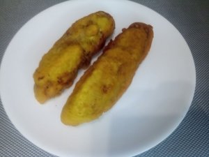 Мясные колбаски в кляре