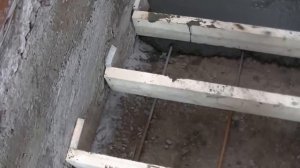 Бетонные ступени и площадка- вход в подвал ЧАСТЬ 3.