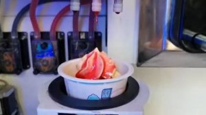 Автомат по производству и продаже мягкого мороженого