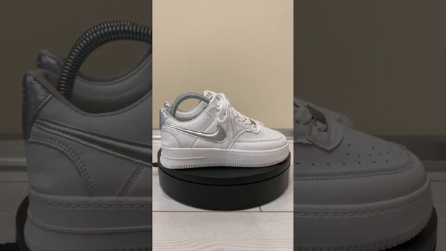 Кроссовки Nike за 1290р