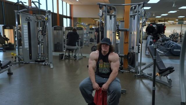 Winter Bulk Day 17 - Back and Rear Delts смотреть онлайн