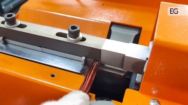 Станок для ультразвуковой сварки провода DY-2060ZA смотреть онлайн