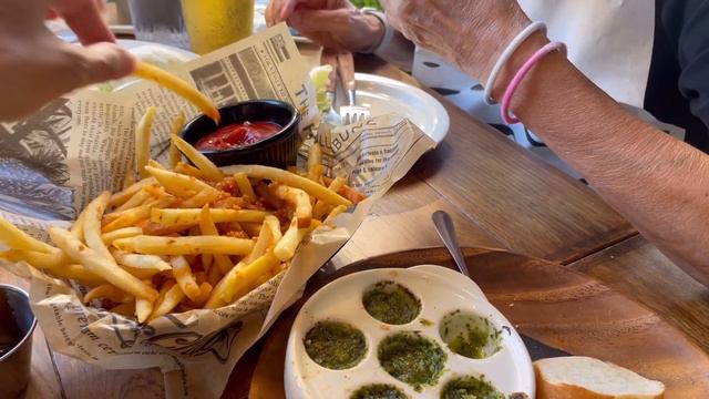 古希ばあのハワイ日記　Vol. 38 [Aloha Steak House] [アロハステーキハウス］ смотреть онлайн