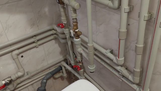 Обвязка бойлера косвенного нагрева и газового котла с твердотопливным. смотреть онлайн