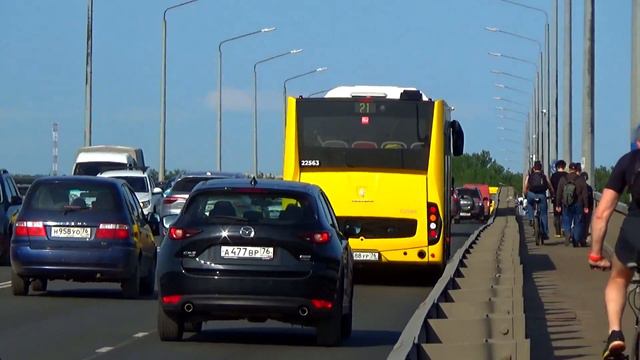 Автобус НеФАЗ-5299-30-52 с маршрутом №21 "Красная Площадь - Очапки" смотреть онлайн