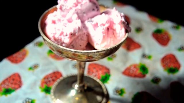 Как сделать шарики из мороженого// Ложка для мороженого// Как красиво украсить и подать мороженое смотреть онлайн