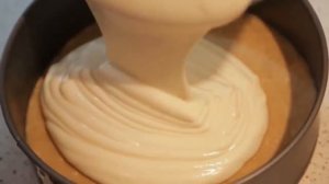 Торт сметанное желе с фруктами и бисквитом!