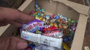 много конфет 21