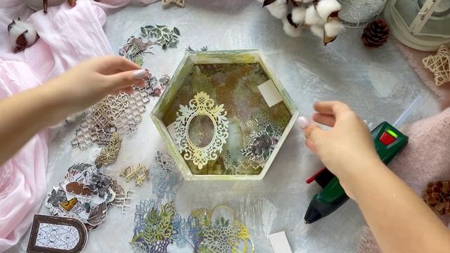 Привет ? С вами Лиза @pinky_album вот и мой обещанный мастер-класс с ножами @scrapman_ekb смотреть онлайн