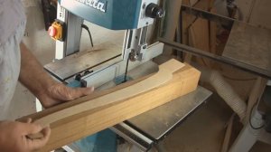 Тайна ножки кабриоль. A cabriole leg.