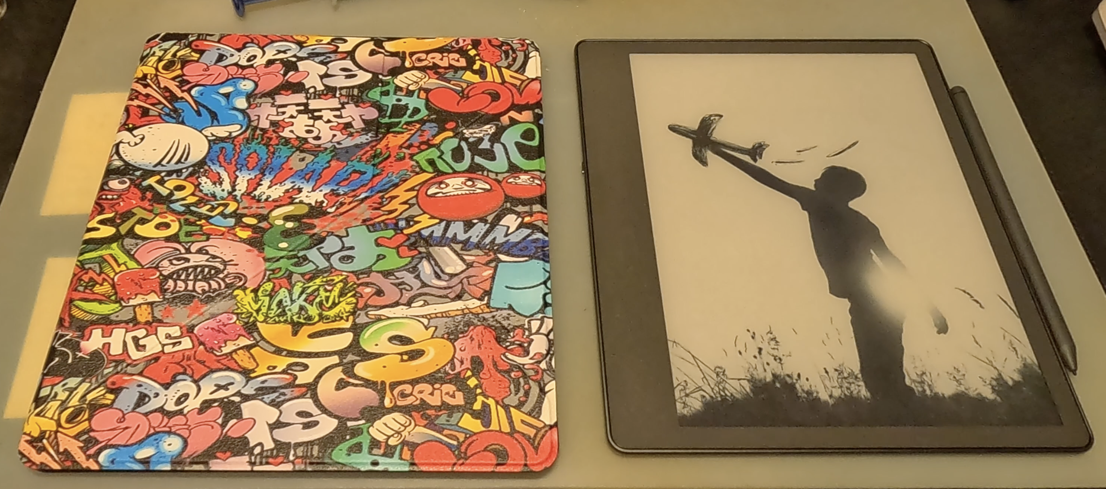 Amazon Kindle Scribe - микрообзор + обзор очень дешевого чехла.