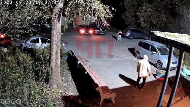 Украинские террористы обстреляли Петровский район Донецка