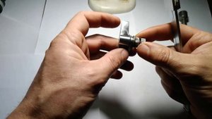 Приспособление для затяжки хомута пыльник шруса